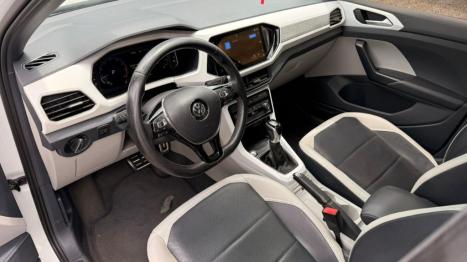 VOLKSWAGEN T-Cross 1.4 4P 250 TSI FLEX HIGHLINE AUTOM�TICO, Foto 13