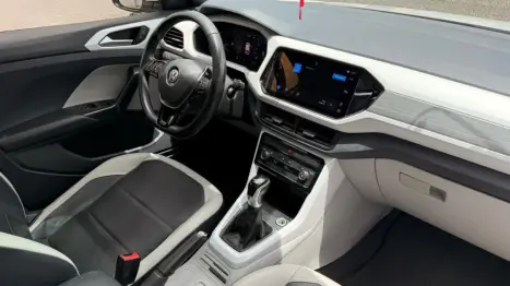 VOLKSWAGEN T-Cross 1.4 4P 250 TSI FLEX HIGHLINE AUTOM�TICO, Foto 14