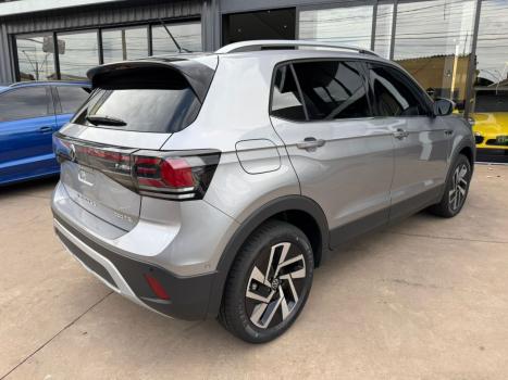 VOLKSWAGEN T-Cross 1.4 4P 250 TSI FLEX HIGHLINE AUTOM�TICO, Foto 4
