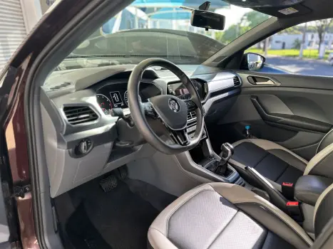 VOLKSWAGEN T-Cross 1.0 4P 200 TSI FLEX COMFORTLINE AUTOM�TICO, Foto 7