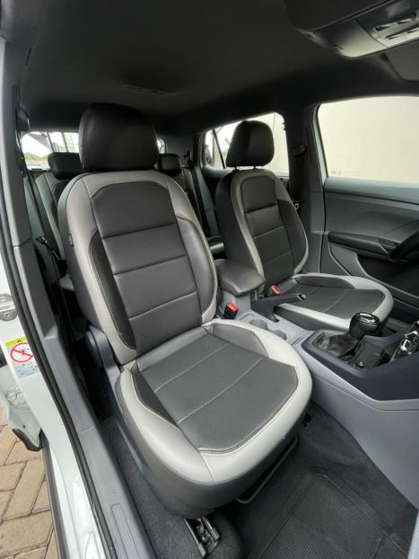 VOLKSWAGEN T-Cross 1.0 4P 200 TSI FLEX AUTOM�TICO, Foto 10