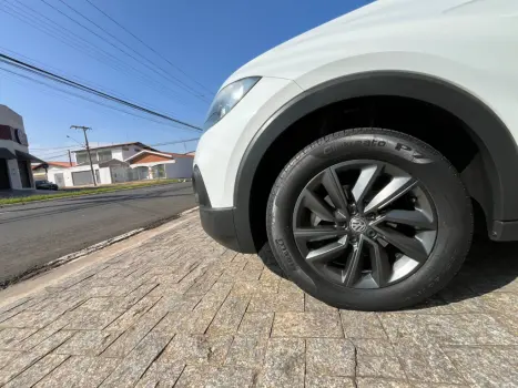 VOLKSWAGEN T-Cross 1.0 4P 200 TSI FLEX SENSE AUTOM�TICO, Foto 10