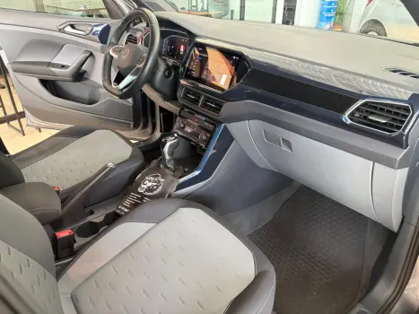 VOLKSWAGEN T-Cross 1.0 4P 200 TSI FLEX COMFORTLINE AUTOM�TICO, Foto 7
