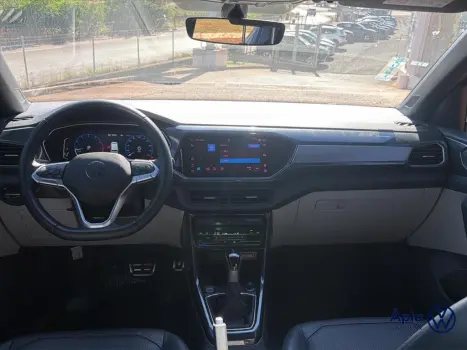 VOLKSWAGEN T-Cross 1.4 4P 250 TSI FLEX HIGHLINE AUTOM�TICO, Foto 8
