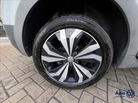 VOLKSWAGEN T-Cross 1.4 4P 250 TSI FLEX HIGHLINE AUTOM�TICO, Foto 13