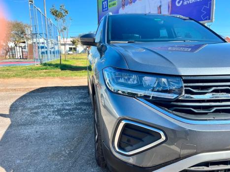 VOLKSWAGEN T-Cross 1.4 4P 250 TSI FLEX HIGHLINE AUTOM�TICO, Foto 3