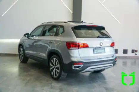 VOLKSWAGEN Taos 1.4 16V 4P FLEX 250 TSI HIGHLINE AUTOMTICO, Foto 4