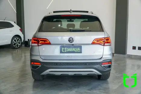 VOLKSWAGEN Taos 1.4 16V 4P FLEX 250 TSI HIGHLINE AUTOMTICO, Foto 5
