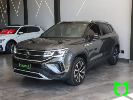 VOLKSWAGEN Taos 1.4 16V 4P FLEX 250 TSI HIGHLINE AUTOM�TICO, Foto 3