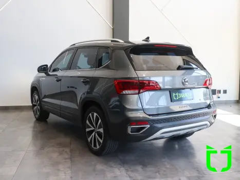 VOLKSWAGEN Taos 1.4 16V 4P FLEX 250 TSI HIGHLINE AUTOM�TICO, Foto 4