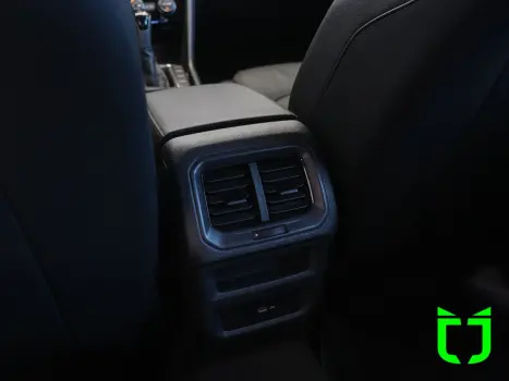 VOLKSWAGEN Taos 1.4 16V 4P FLEX 250 TSI HIGHLINE AUTOM�TICO, Foto 19