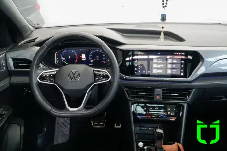 VOLKSWAGEN Taos 1.4 16V 4P FLEX 250 TSI HIGHLINE AUTOM�TICO, Foto 16