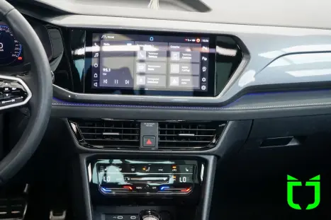 VOLKSWAGEN Taos 1.4 16V 4P FLEX 250 TSI HIGHLINE AUTOM�TICO, Foto 17