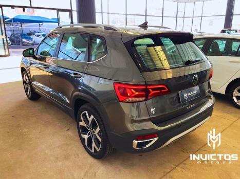 VOLKSWAGEN Taos 1.4 16V 4P FLEX 250 TSI HIGHLINE AUTOM�TICO, Foto 5