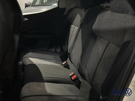 VOLKSWAGEN Tera 1.0 12V 4P 170 TSI COMFORT AUTOM�TICO, Foto 9