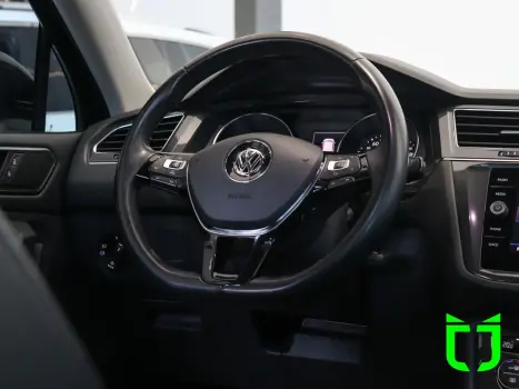 VOLKSWAGEN Tiguan 1.4 16V 4P TSI 250 FLEX TURBO COMFORTLINE AUTOMTICO, Foto 18