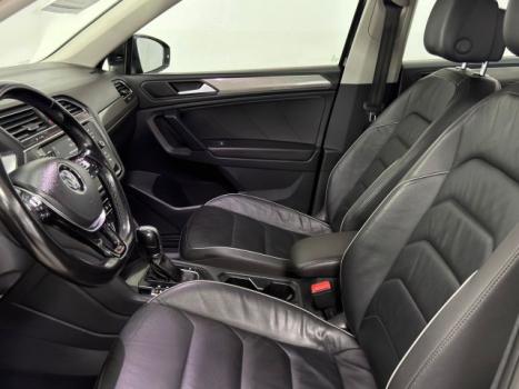 VOLKSWAGEN Tiguan 1.4 250 TSI TOTAL FLEX ALLSPACE TURBO AUTOM�TICO TIPTRONIC, Foto 4