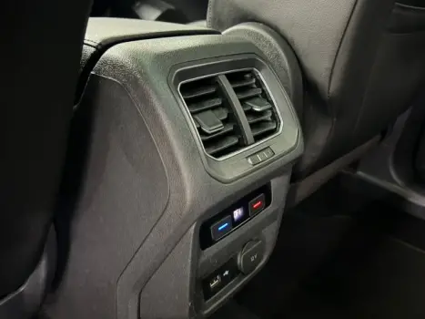 VOLKSWAGEN Tiguan 1.4 250 TSI TOTAL FLEX ALLSPACE TURBO AUTOM�TICO TIPTRONIC, Foto 16