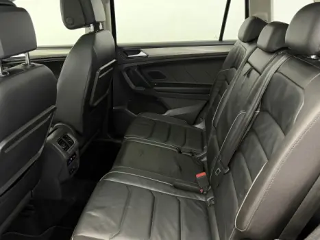 VOLKSWAGEN Tiguan 1.4 250 TSI TOTAL FLEX ALLSPACE TURBO AUTOM�TICO TIPTRONIC, Foto 17