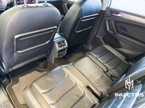VOLKSWAGEN Tiguan 1.4 250 TSI TOTAL FLEX ALLSPACE COMFORTLINE TURBO AUTOM�TICO TIPTRONIC, Foto 9