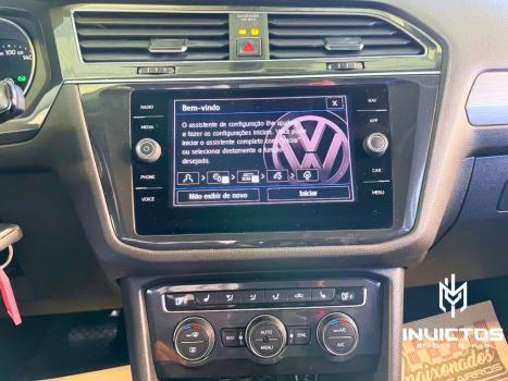VOLKSWAGEN Tiguan 1.4 250 TSI TOTAL FLEX ALLSPACE COMFORTLINE TURBO AUTOM�TICO TIPTRONIC, Foto 14
