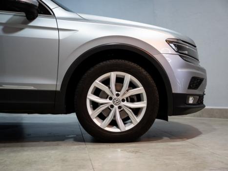 VOLKSWAGEN Tiguan 1.4 250 TSI TOTAL FLEX ALLSPACE TURBO AUTOM�TICO TIPTRONIC, Foto 5