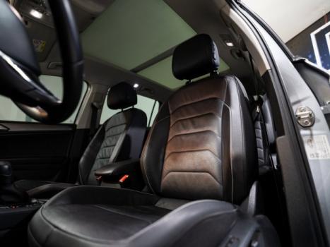 VOLKSWAGEN Tiguan 1.4 250 TSI TOTAL FLEX ALLSPACE TURBO AUTOM�TICO TIPTRONIC, Foto 7