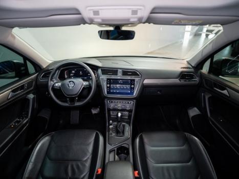 VOLKSWAGEN Tiguan 1.4 250 TSI TOTAL FLEX ALLSPACE TURBO AUTOM�TICO TIPTRONIC, Foto 10