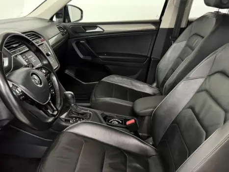 VOLKSWAGEN Tiguan 1.4 250 TSI TOTAL FLEX ALLSPACE TURBO AUTOM�TICO TIPTRONIC, Foto 5