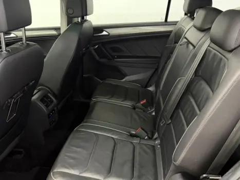 VOLKSWAGEN Tiguan 1.4 250 TSI TOTAL FLEX ALLSPACE TURBO AUTOM�TICO TIPTRONIC, Foto 16