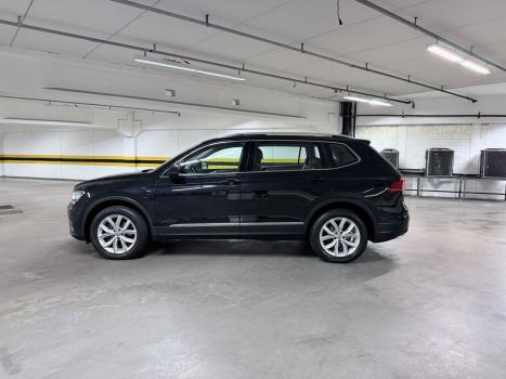 VOLKSWAGEN Tiguan 1.4 250 TSI TOTAL FLEX ALLSPACE COMFORTLINE TURBO AUTOMÁTICO TIPTRONIC, Foto 2