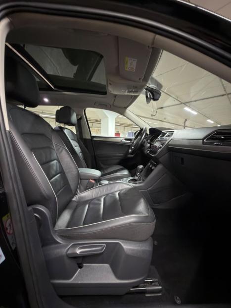 VOLKSWAGEN Tiguan 1.4 250 TSI TOTAL FLEX ALLSPACE COMFORTLINE TURBO AUTOMÁTICO TIPTRONIC, Foto 15