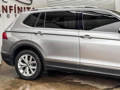 VOLKSWAGEN Tiguan 1.4 250 TSI TOTAL FLEX ALLSPACE COMFORTLINE TURBO AUTOMÁTICO TIPTRONIC, Foto 3