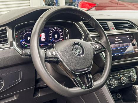 VOLKSWAGEN Tiguan 1.4 250 TSI TOTAL FLEX ALLSPACE COMFORTLINE TURBO AUTOMÁTICO TIPTRONIC, Foto 10