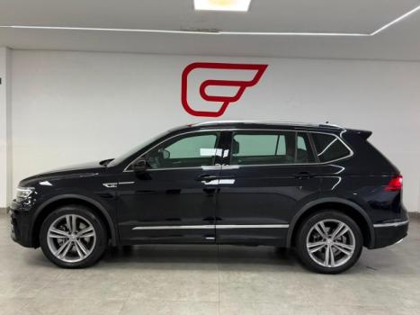 VOLKSWAGEN Tiguan 1.4 250 TSI TOTAL FLEX ALLSPACE TURBO AUTOMÁTICO TIPTRONIC, Foto 4