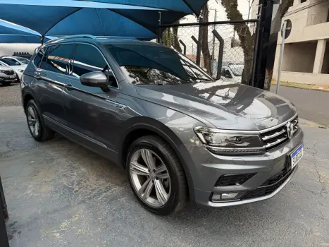 VOLKSWAGEN Tiguan 1.4 250 TSI TOTAL FLEX ALLSPACE COMFORTLINE TURBO AUTOMÁTICO TIPTRONIC, Foto 4