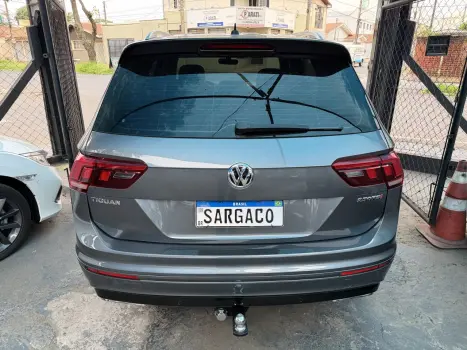 VOLKSWAGEN Tiguan 1.4 250 TSI TOTAL FLEX ALLSPACE COMFORTLINE TURBO AUTOMÁTICO TIPTRONIC, Foto 6