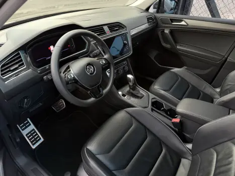 VOLKSWAGEN Tiguan 1.4 250 TSI TOTAL FLEX ALLSPACE COMFORTLINE TURBO AUTOMÁTICO TIPTRONIC, Foto 8