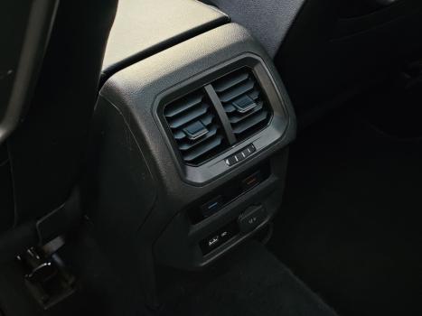 VOLKSWAGEN Tiguan 2.0 16V 4P TSI 300 TURBO R-LINE AUTOMTICO, Foto 8