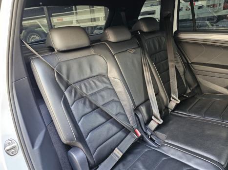 VOLKSWAGEN Tiguan 2.0 16V 4P TSI 300 TURBO R-LINE AUTOMTICO, Foto 23