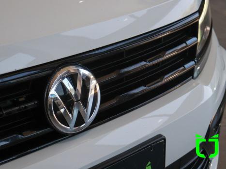 VOLKSWAGEN Tiguan 2.0 16V 4P TSI 350 TURBO R-LINE 4MOTION DSG AUTOMÁTICO, Foto 7 VOLKSWAGEN Tiguan 2.0 16V 4P TSI 350 TURBO R-LINE 4MOTION DSG AUTOMÁTICO, Foto 7
