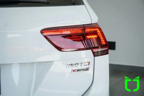 VOLKSWAGEN Tiguan 2.0 16V 4P TSI 350 TURBO R-LINE 4MOTION DSG AUTOMTICO, Foto 8