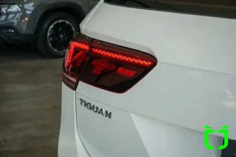 VOLKSWAGEN Tiguan 2.0 16V 4P TSI 350 TURBO R-LINE 4MOTION DSG AUTOMTICO, Foto 10