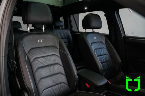 VOLKSWAGEN Tiguan 2.0 350 TSI TOTAL FLEX ALLSPACE R-LINE 4-MOTION TURBO AUTOM�TICO DSG, Foto 26