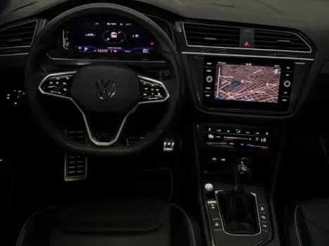 VOLKSWAGEN Tiguan 2.0 16V 4P TSI 300 TURBO R-LINE AUTOM�TICO, Foto 8