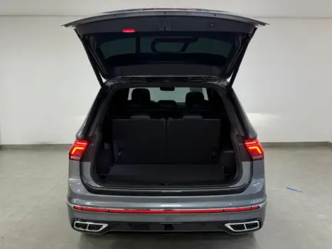 VOLKSWAGEN Tiguan 2.0 16V 4P TSI 300 TURBO R-LINE AUTOM�TICO, Foto 20