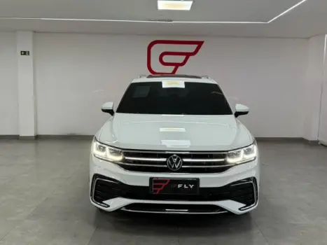 VOLKSWAGEN Tiguan 2.0 16V 4P TSI 300 TURBO R-LINE AUTOM�TICO, Foto 3