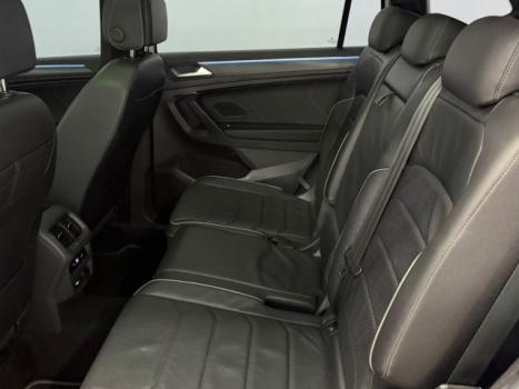 VOLKSWAGEN Tiguan 2.0 16V 4P TSI 300 TURBO R-LINE AUTOM�TICO, Foto 17