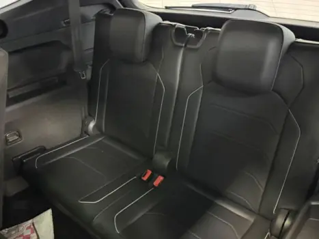 VOLKSWAGEN Tiguan 2.0 16V 4P TSI 300 TURBO R-LINE AUTOM�TICO, Foto 18
