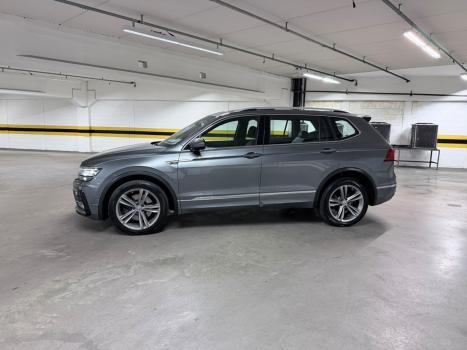 VOLKSWAGEN Tiguan 2.0 350 TSI TOTAL FLEX ALLSPACE R-LINE 4-MOTION TURBO AUTOM�TICO DSG, Foto 2